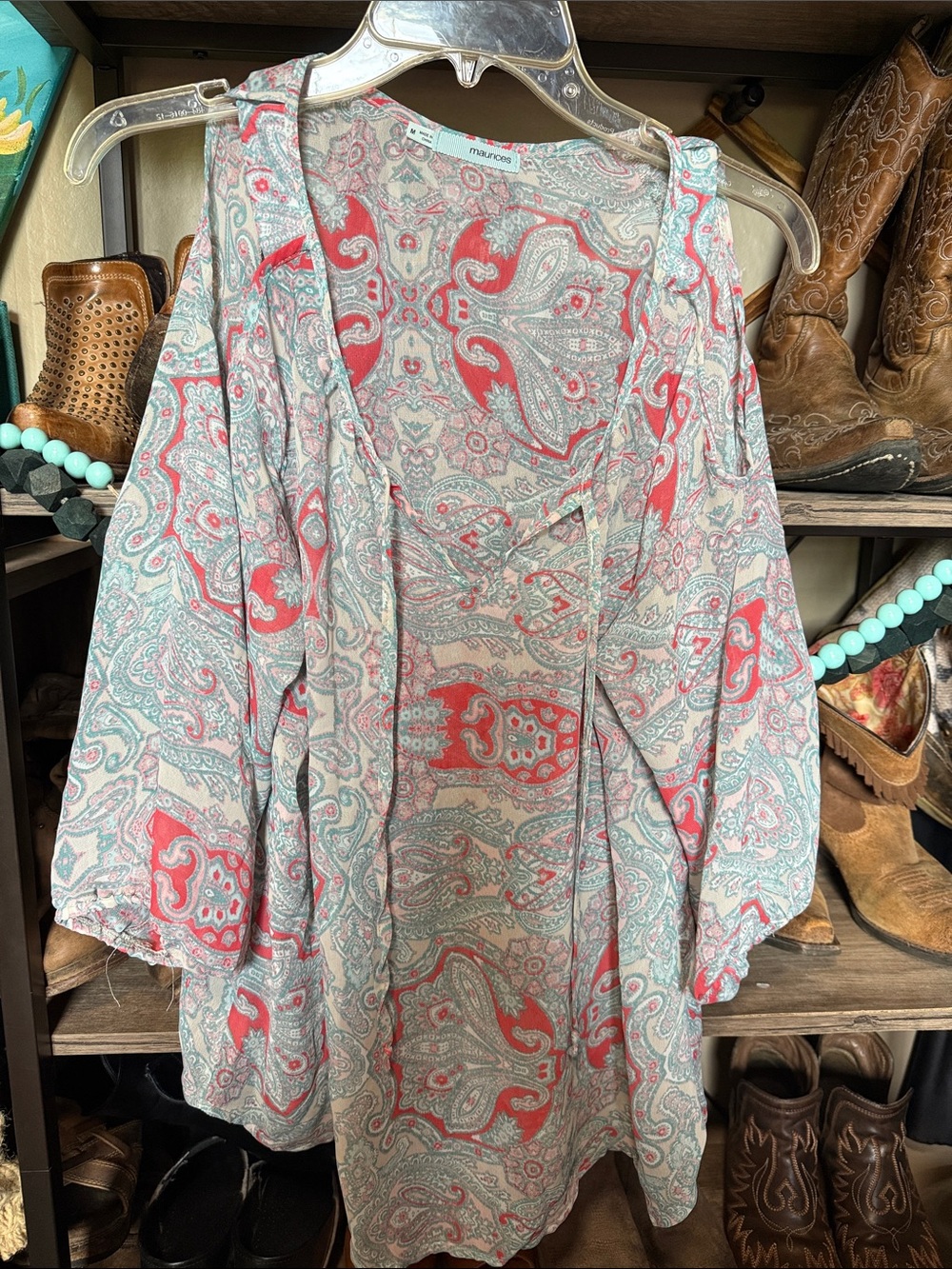 Maurice’s Cold Shoulder size M